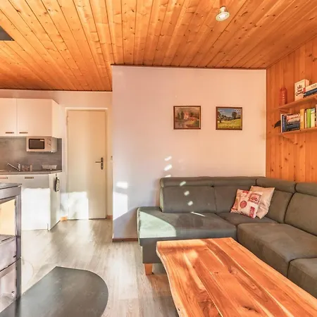 Doppelbungalow Mit Terrasse Im Mirow بيت للعطل Granzow