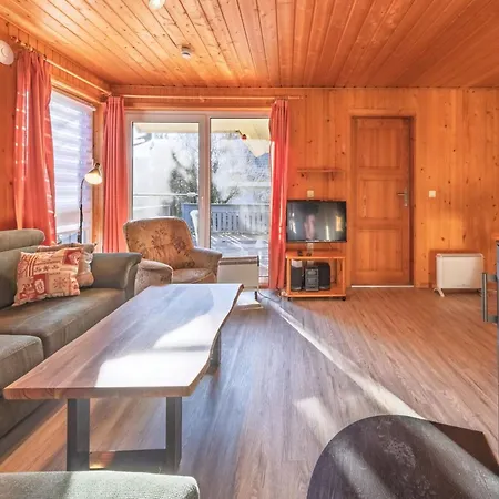 Doppelbungalow Mit Terrasse Im Mirow *